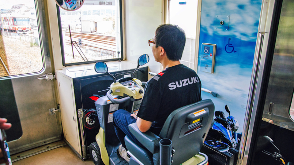 乗車実証の様子