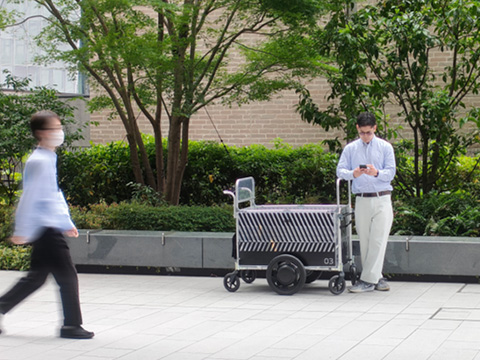 デジタルツイン上のまちを活用した次世代モビリティの活用検討・PoC実施